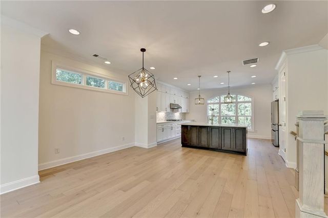 1701 Kenstone Walk, Dunwoody, GA 30338