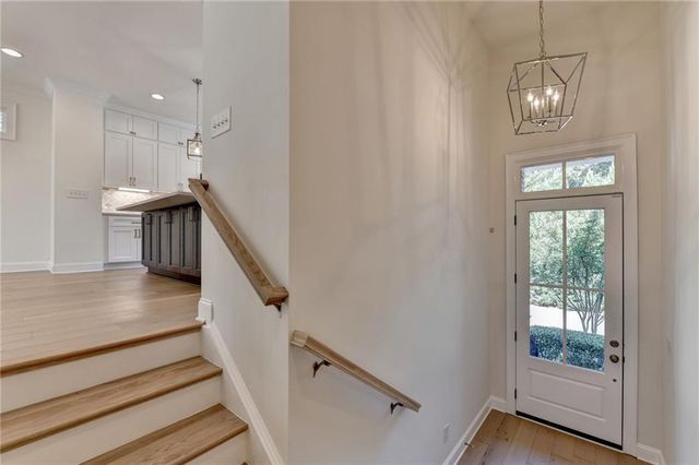 1701 Kenstone Walk, Dunwoody, GA 30338