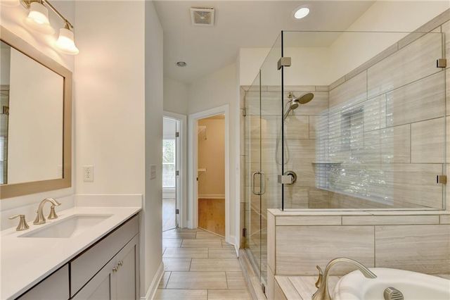 1701 Kenstone Walk, Dunwoody, GA 30338