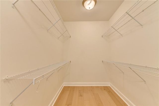 1701 Kenstone Walk, Dunwoody, GA 30338