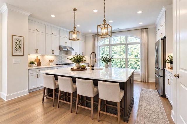 1701 Kenstone Walk, Dunwoody, GA 30338