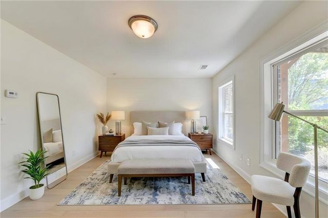 1701 Kenstone Walk, Dunwoody, GA 30338