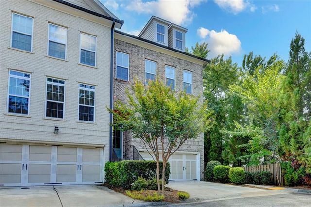 1701 Kenstone Walk, Dunwoody, GA 30338