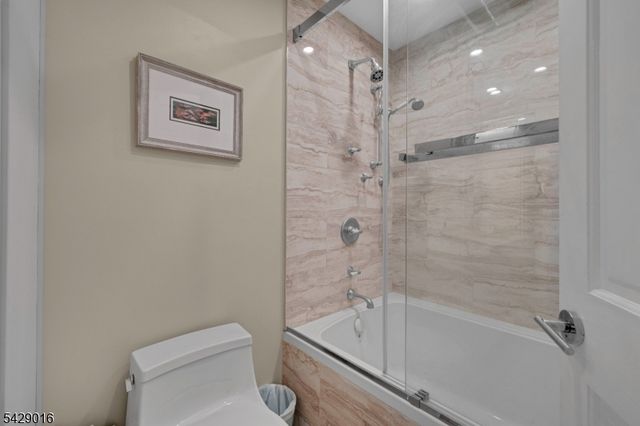 942 Liberty St, Belvidere Twp., NJ 07823