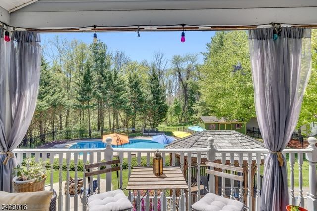 942 Liberty St, Belvidere Twp., NJ 07823
