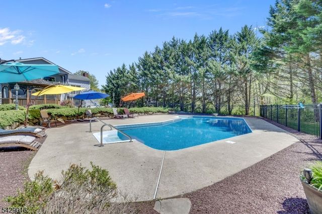 942 Liberty St, Belvidere Twp., NJ 07823