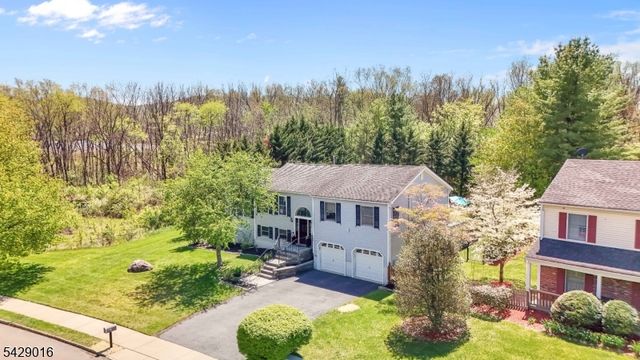 942 Liberty St, Belvidere Twp., NJ 07823