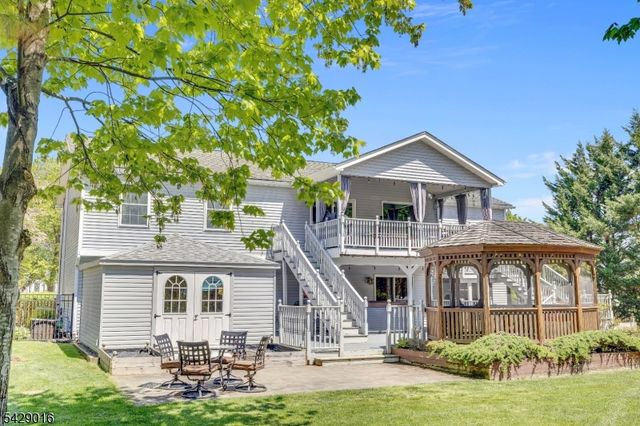 942 Liberty St, Belvidere Twp., NJ 07823