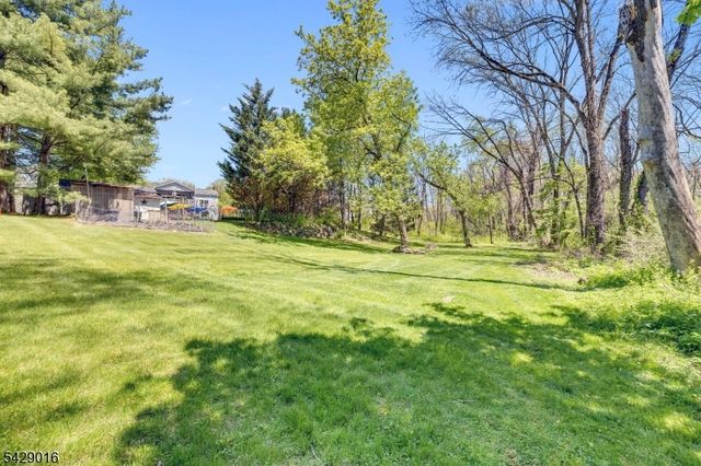 942 Liberty St, Belvidere Twp., NJ 07823