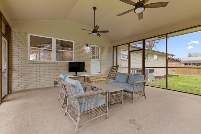 1615 Eagle Drive, Hixson, TN 37343