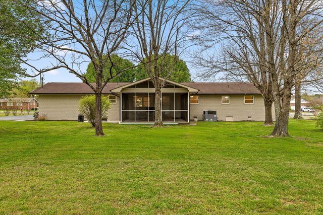 1615 Eagle Drive, Hixson, TN 37343