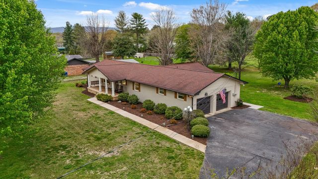 1615 Eagle Drive, Hixson, TN 37343