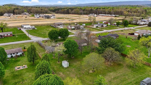 1615 Eagle Drive, Hixson, TN 37343