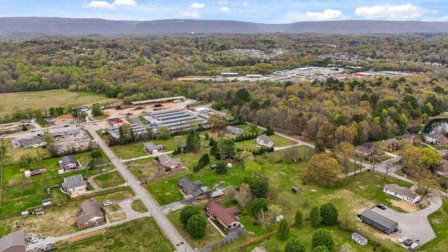 1615 Eagle Drive, Hixson, TN 37343