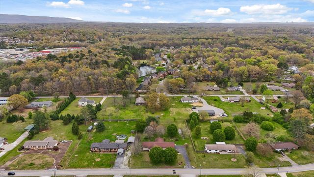 1615 Eagle Drive, Hixson, TN 37343