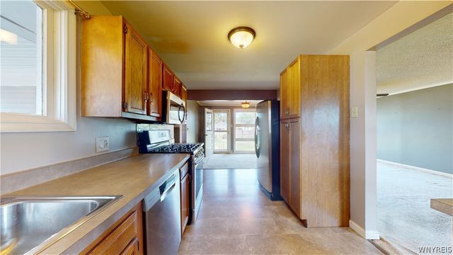 2045 Parker Boulevard, Tonawanda, NY 14150