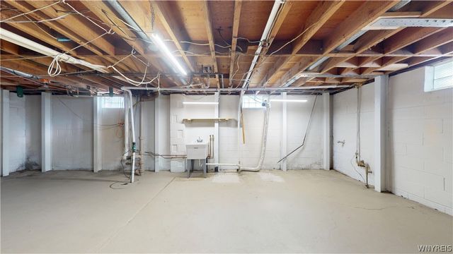 2045 Parker Boulevard, Tonawanda, NY 14150