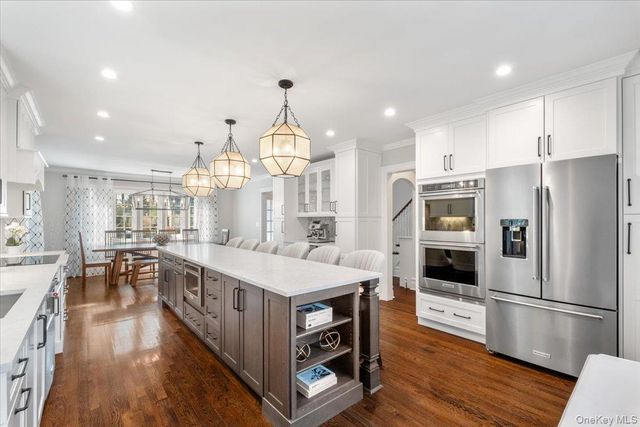 9 Lockwood Road, Scarsdale, NY 10583