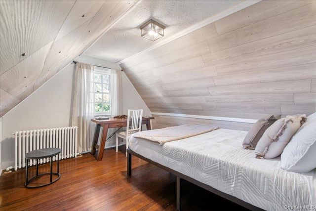 9 Lockwood Road, Scarsdale, NY 10583