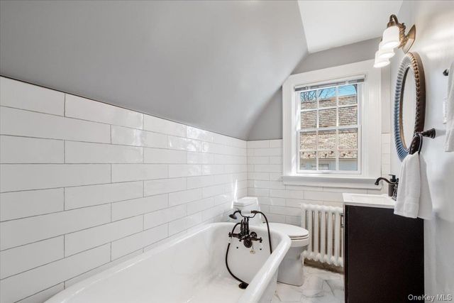 9 Lockwood Road, Scarsdale, NY 10583