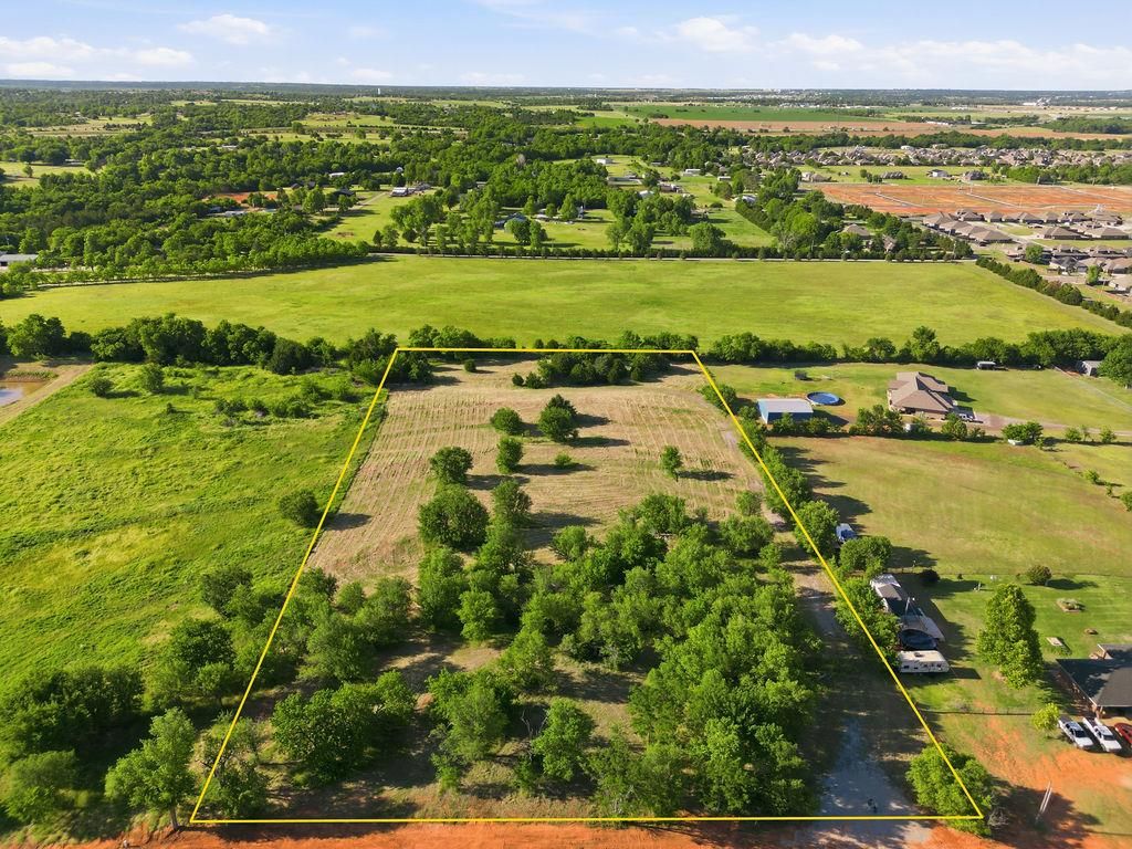 1787 NW 8th Street, Newcastle, OK 73065