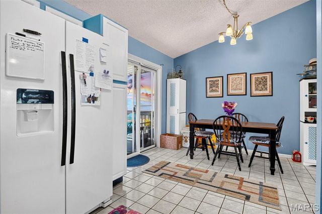 17 Kingspointe Court, St Peters, MO 63376