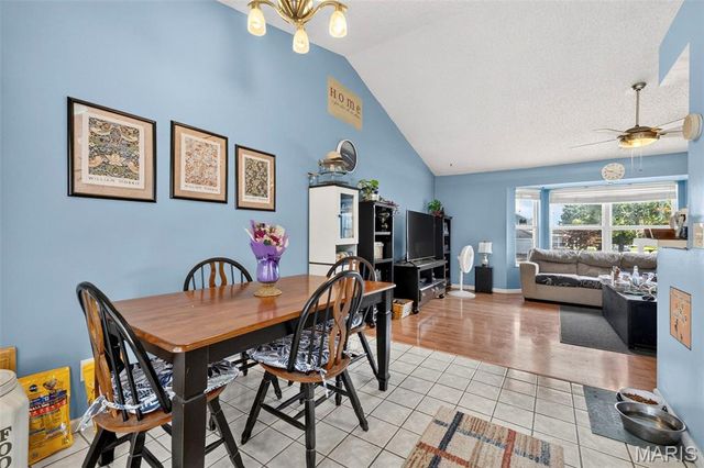 17 Kingspointe Court, St Peters, MO 63376
