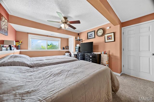 17 Kingspointe Court, St Peters, MO 63376