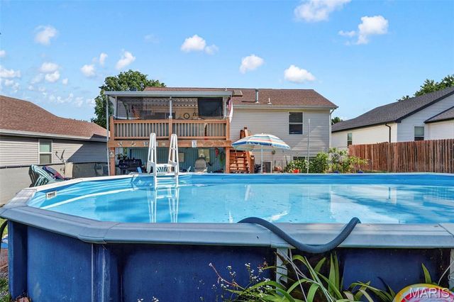 17 Kingspointe Court, St Peters, MO 63376