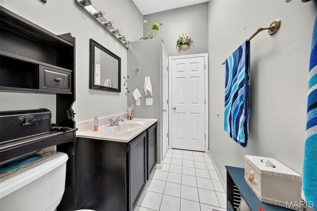 17 Kingspointe Court, St Peters, MO 63376