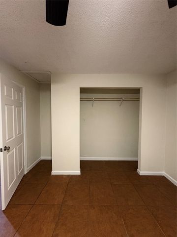 9550 Castlefield Drive, Dallas, TX 75227
