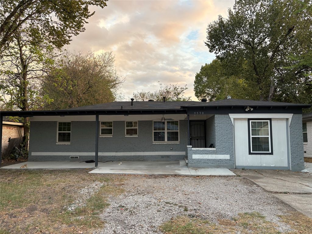 9550 Castlefield Drive, Dallas, TX 75227