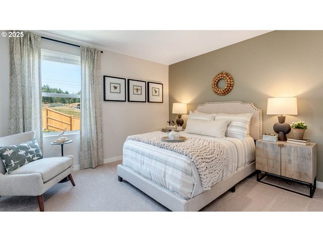 9337 Se Crystal Rose St, Happy Valley, OR 97086