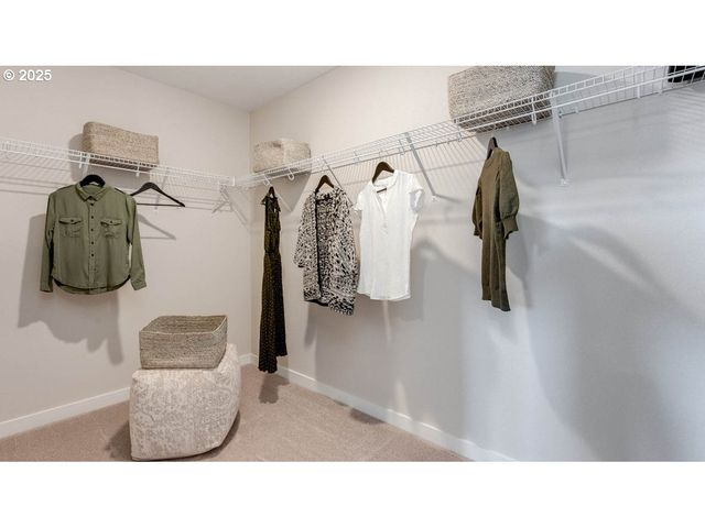 9337 Se Crystal Rose St, Happy Valley, OR 97086