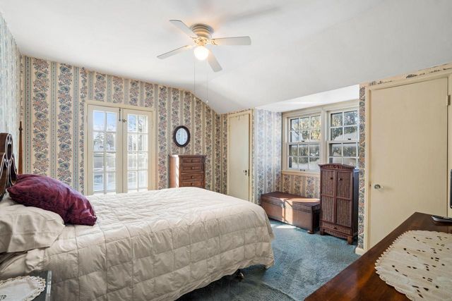 3352 N Elmwood DRIVE, Elmwood Park, WI 53405