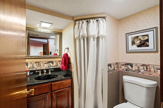 3352 N Elmwood DRIVE, Elmwood Park, WI 53405