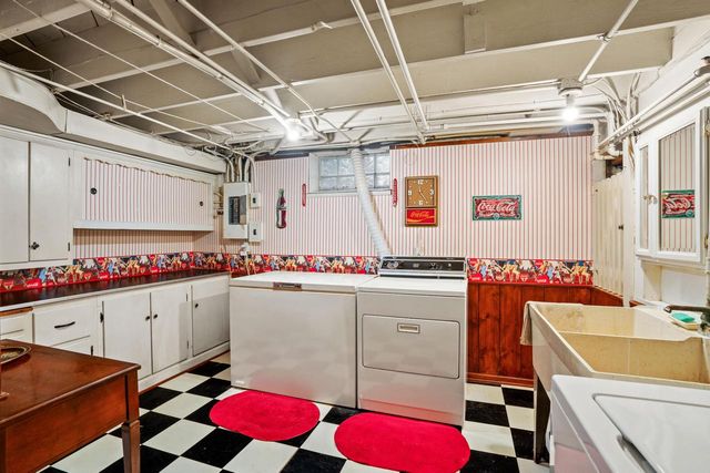 3352 N Elmwood DRIVE, Elmwood Park, WI 53405