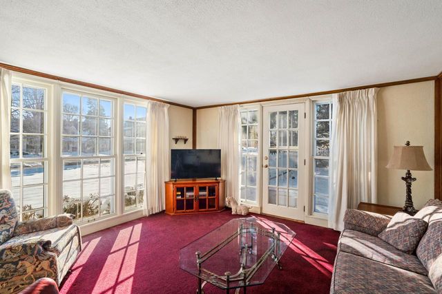 3352 N Elmwood DRIVE, Elmwood Park, WI 53405