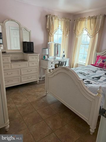 3512 ATHENA AVE, Harrisburg, PA 17110