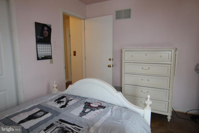 3512 ATHENA AVE, Harrisburg, PA 17110