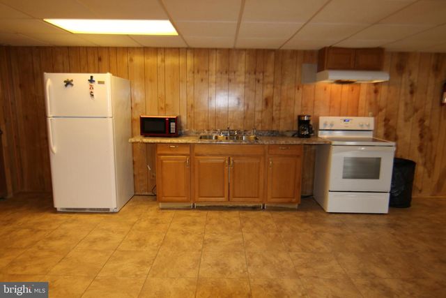 3512 ATHENA AVE, Harrisburg, PA 17110