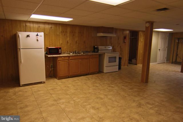 3512 ATHENA AVE, Harrisburg, PA 17110