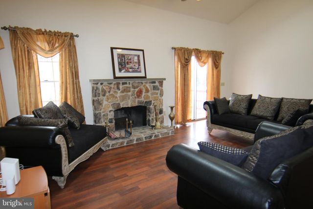 3512 ATHENA AVE, Harrisburg, PA 17110