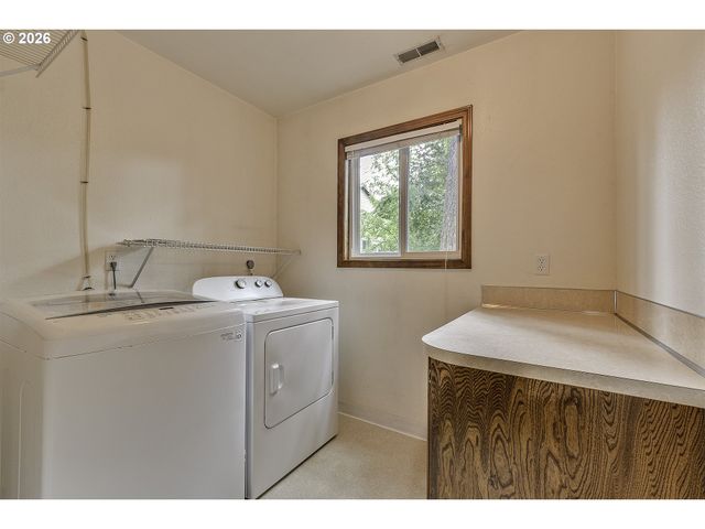 324 Se 30TH Ave, Hillsboro, OR 97123