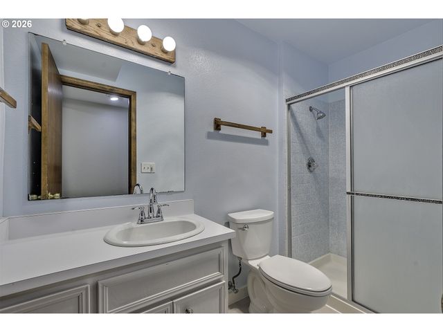 324 Se 30TH Ave, Hillsboro, OR 97123