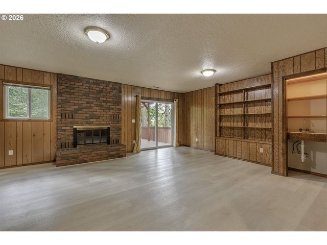 324 Se 30TH Ave, Hillsboro, OR 97123