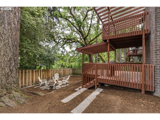 324 Se 30TH Ave, Hillsboro, OR 97123