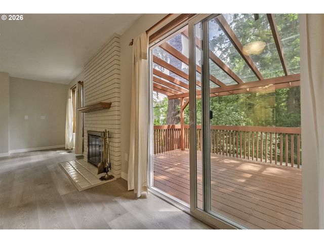 324 Se 30TH Ave, Hillsboro, OR 97123