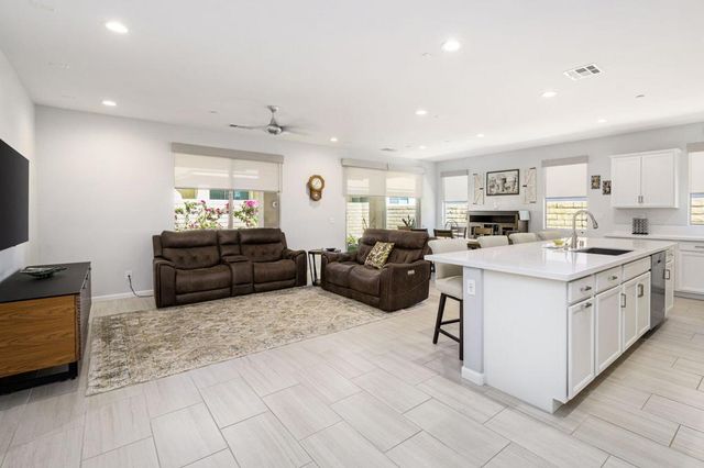 78818 Ballare Parkway, Palm Desert, CA 92211