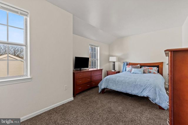 1937 WEXFORD RD, Palmyra, PA 17078